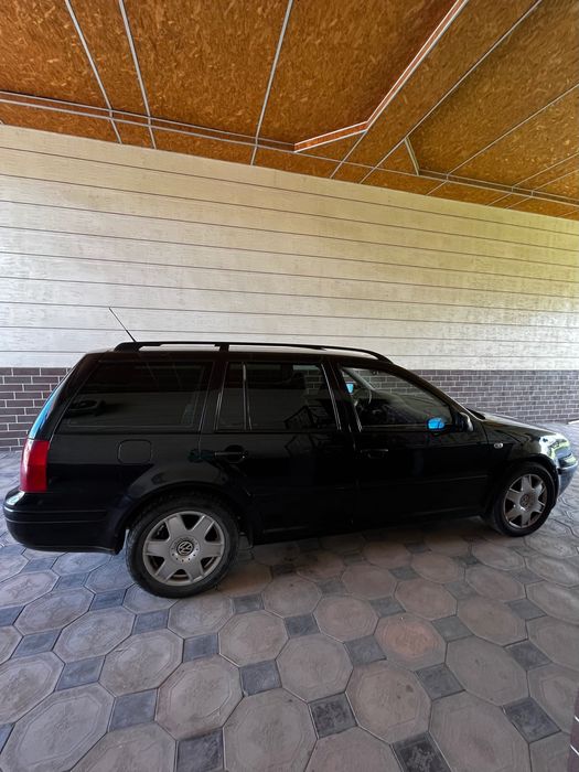 машина «Volkswagen»