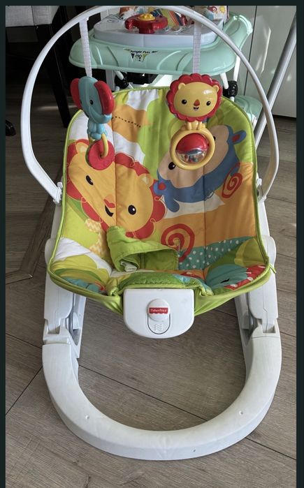 Fisher Price шезлонг и дъска за рисуване