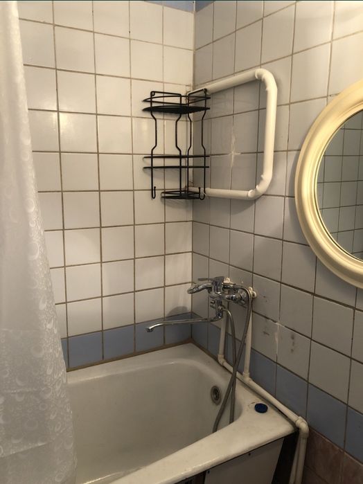 Сдаётся в аренду 2/2/4 куйлюк массив 4 мирабадский рн