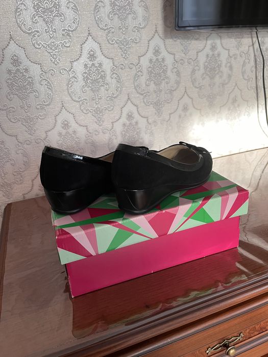 Продам обувь б/у хорошего качество