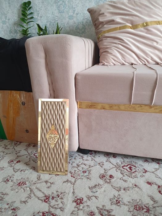 Срочно продам диван