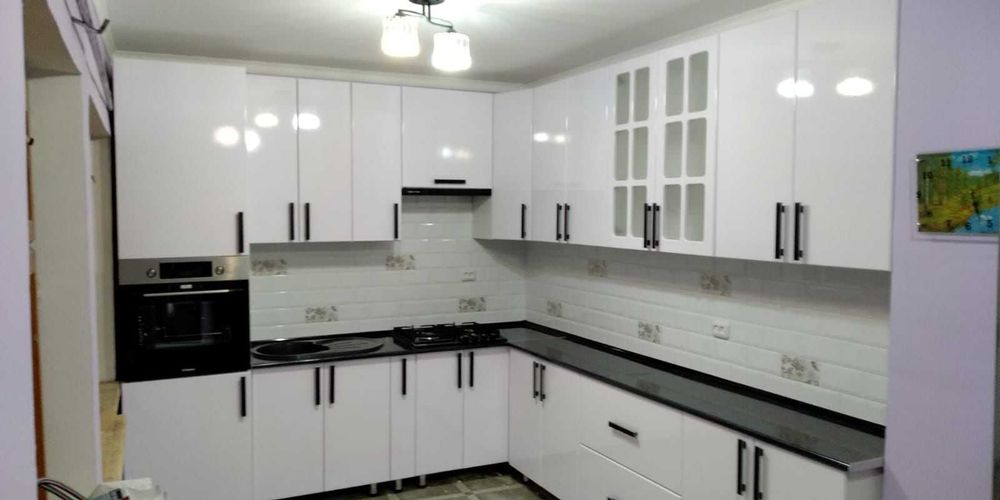 Продается 2-х этажный коттедж