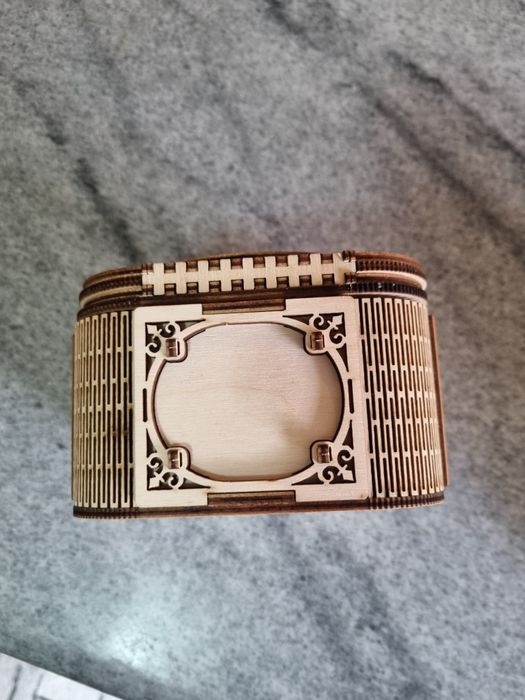 Шкатулка из фанеры механическая