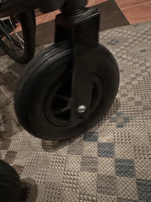 инвалидная коляска