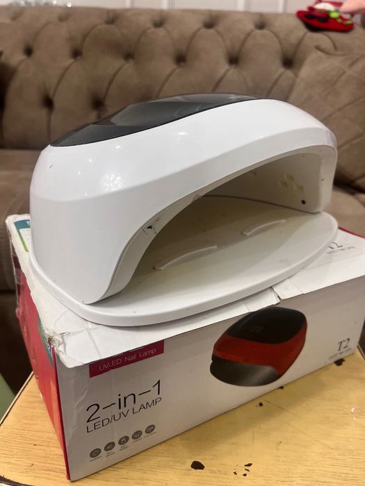 LED лампа для маникюра