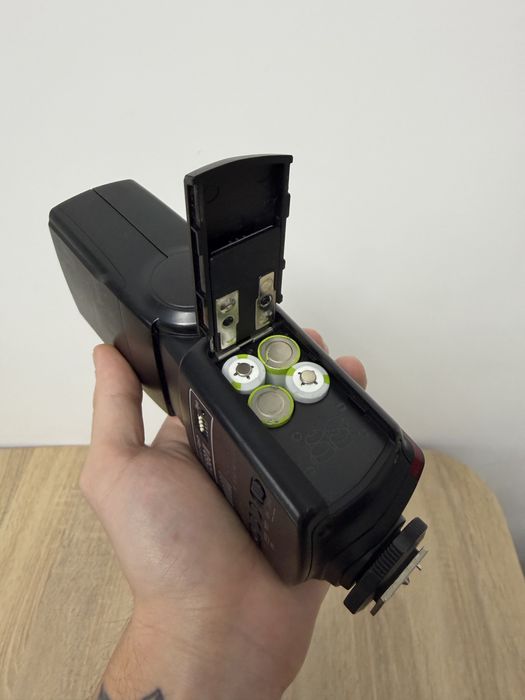 Вспышка Godox ThinkLite TT560II