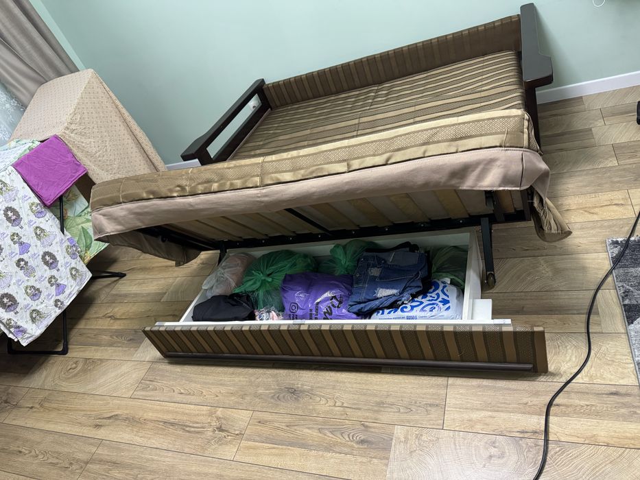 Диван раскладной, аккордеон