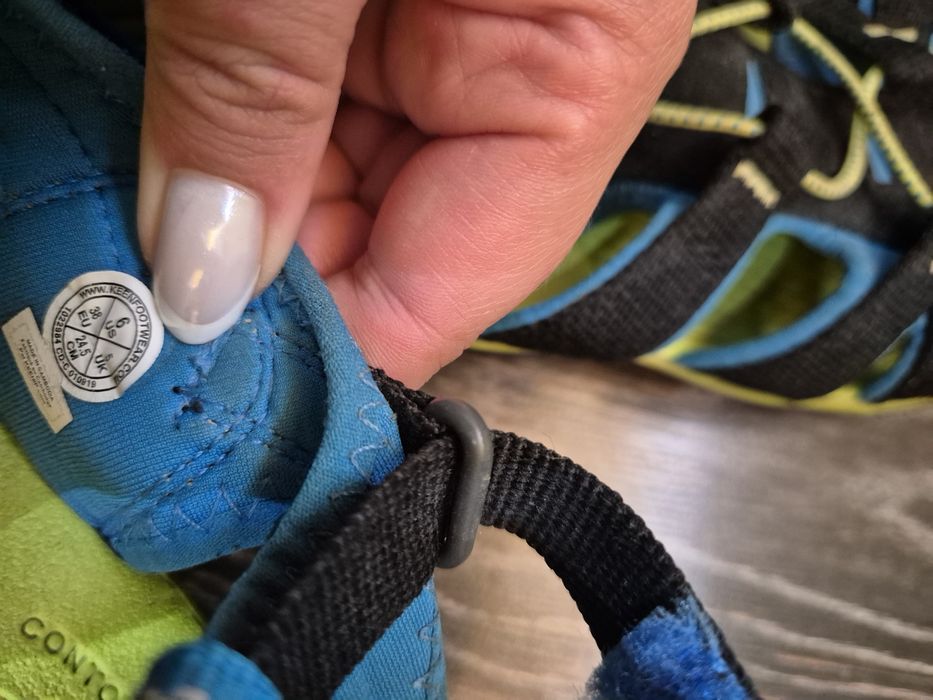 Сандали KEEN номер 38