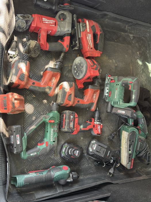 Vand scule si acumulatori milwaukee,parkside,dewalt,bosch,hilti