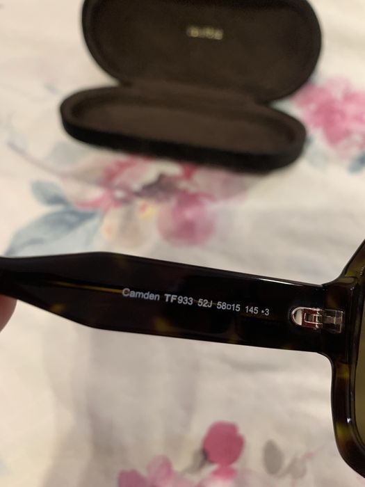 Солнцезащитные очки Tom Ford