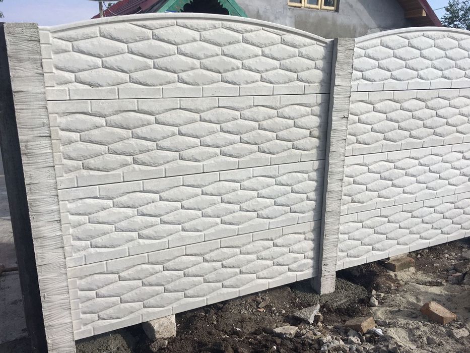 Gard din beton .