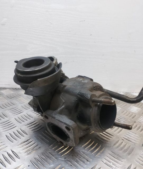 Turbina Turbo Turbosuflanta 2.0 D  2247237G / VNT15 BMW Seria 3 E46