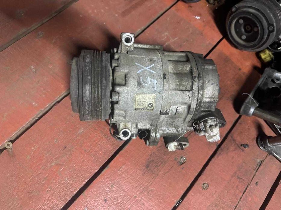 Компрессор кондиционера на БМВ Х5 Е53. М54