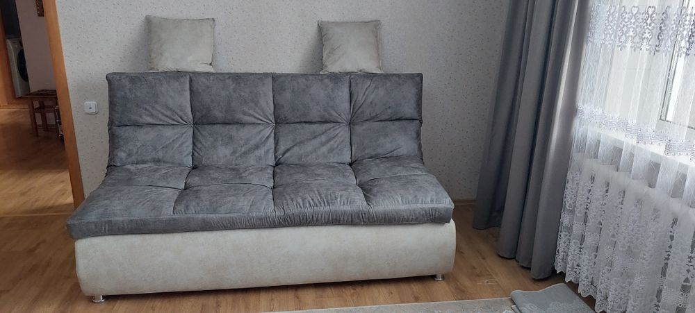 Продаю диван в идеальном состоянии срочно