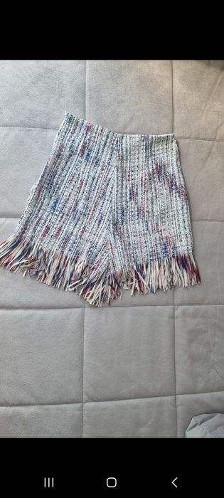 Pantaloni scurti Desigual