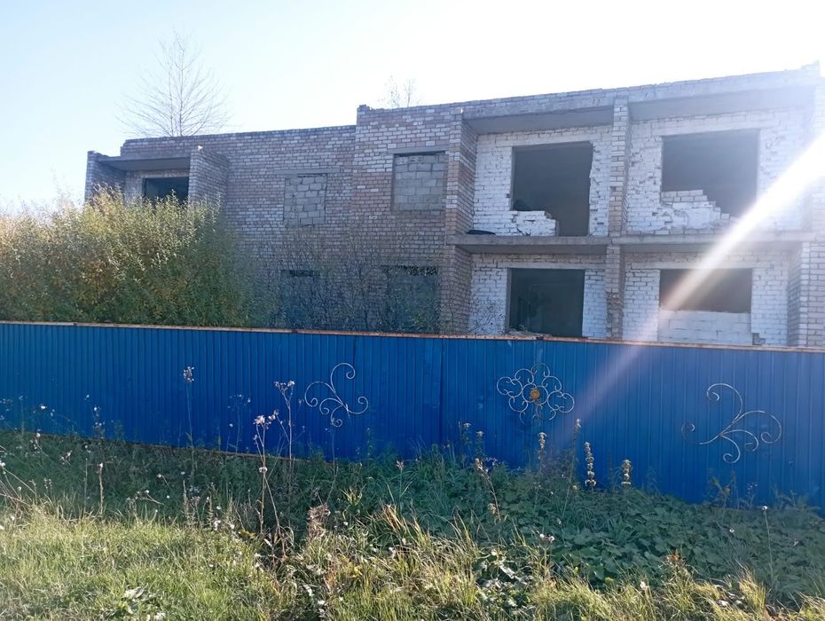 Продам недостроенный дом