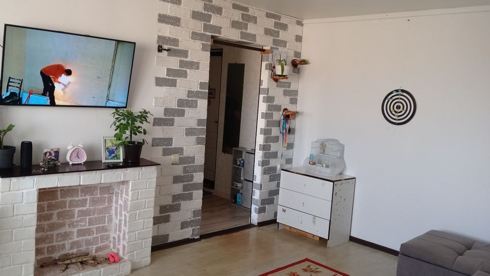 Продам 2 кв 8 мкр