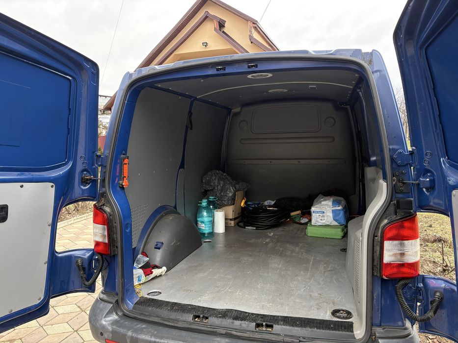 VW  T5 Diesel 2.0 TDI | 180 CP | Automat DSG | Webasto | 3 locuri