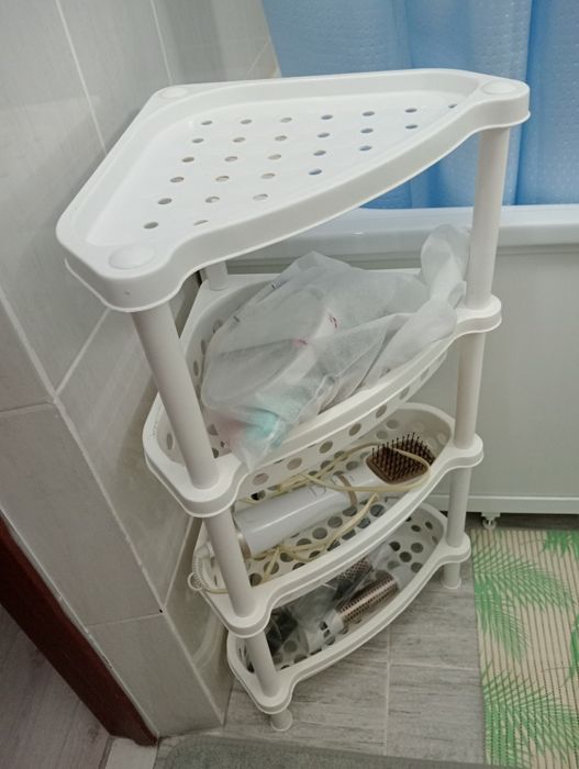 Этажерка для ванной комнаты