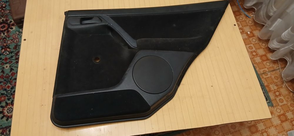 Гольф 3,Венто. Дверные карты,замки.