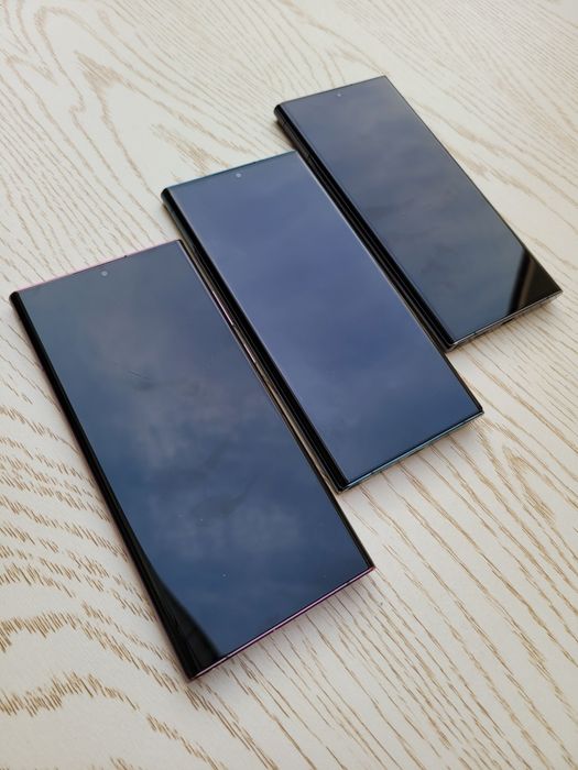 Samsung Galaxy S22 Ultra 5G. Snapdragon 12/256 GB. IME o'tkan