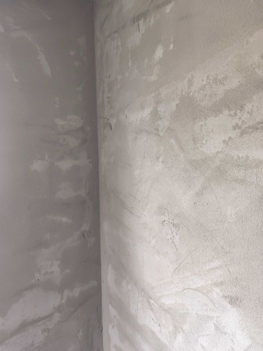 Tencujală manuală și mecanizate