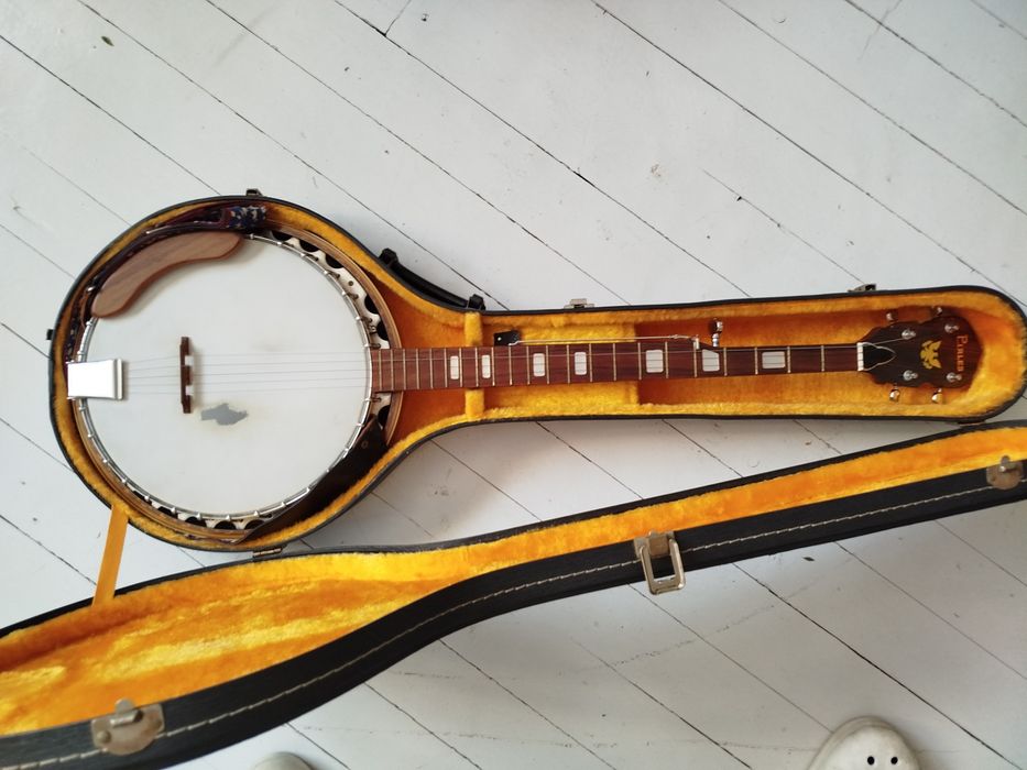 Банджо  Pirles из Японии