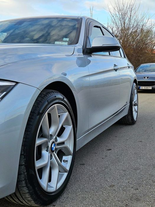 Предна ,зядна броня ,ляв и десен праг и калници BMW F30 2017