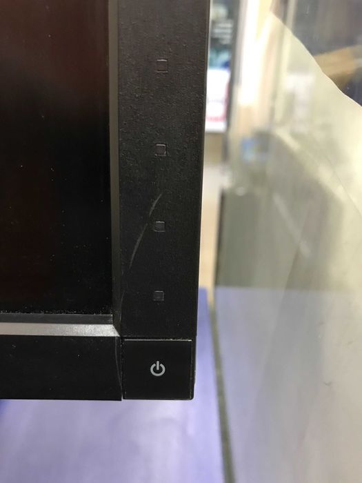 Dell UltraSharp U2410f 24” monitor with PremierColor