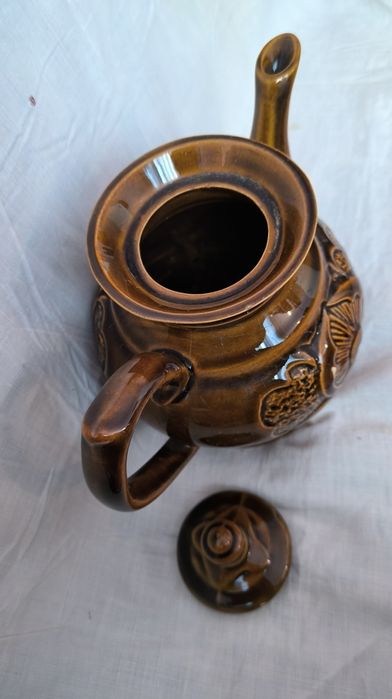 Керамический чайник.