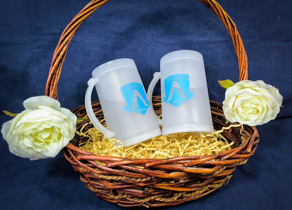 Гравирани комплекти стъклени чаши с декорирана кошница