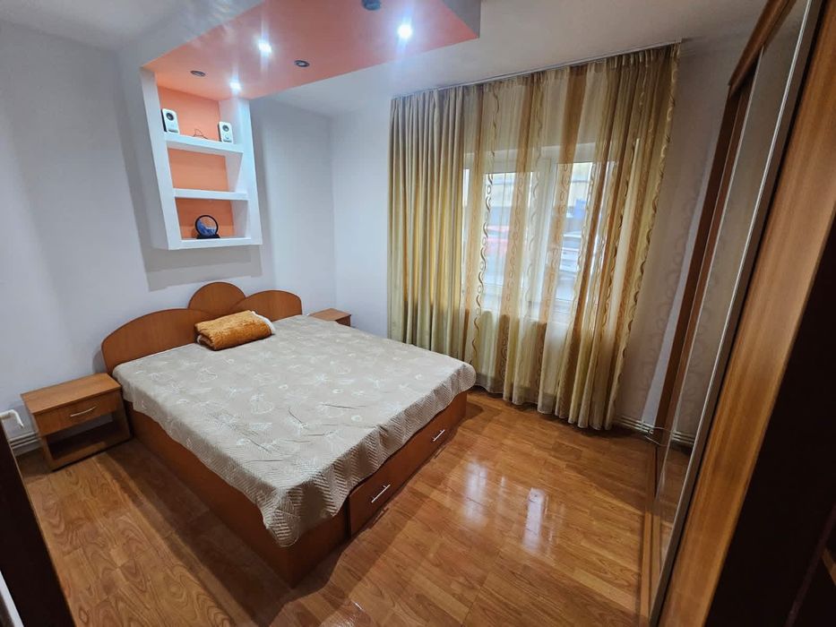 Apartament de inchiriat