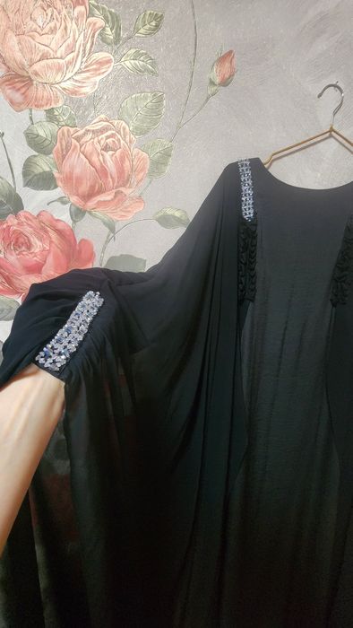 Абая, вечернее платье