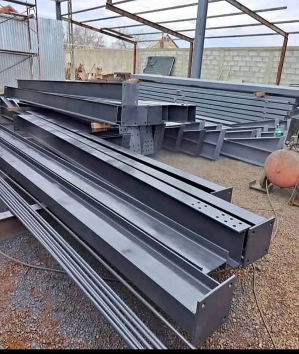Vând hală metalică 10 x15 
10/20/3 Compusă dim :
• 5ferme la 10m ipe 180
• ⁠10stâlpi la 3M ipe 180
• ⁠plăcuțe stâlpi 250x250
• ⁠10cuzi