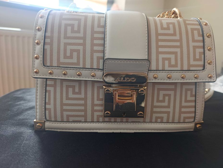 Чанта на марката Aldo