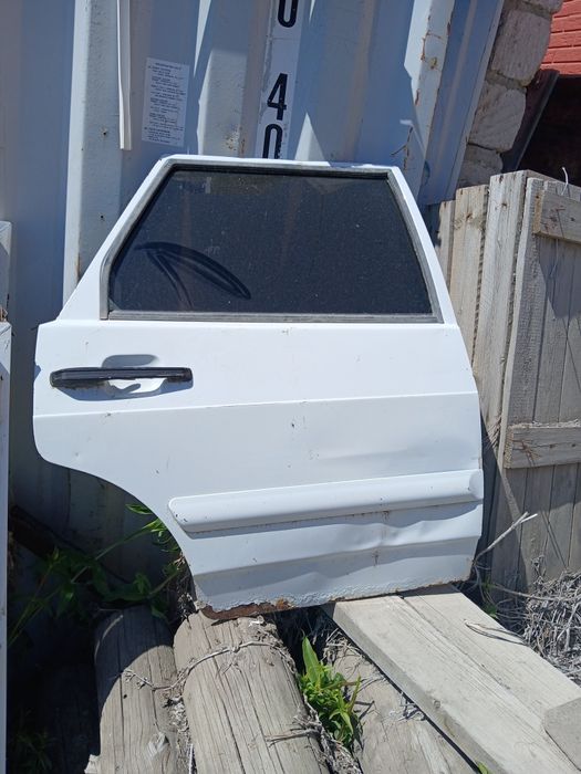 Дверь задняя на ВАЗ 14