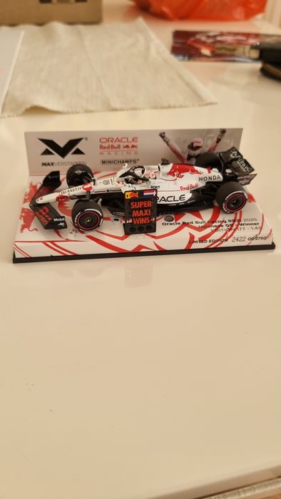 Red bull rb21 japanese gp Max Verstappen 1:43