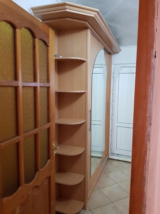 Продам  прихожую