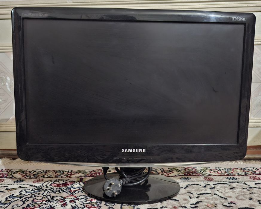 Монитор Samsung B2030N