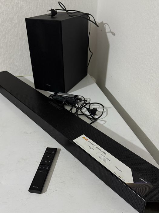Продам Soundbar  samsung Q600B