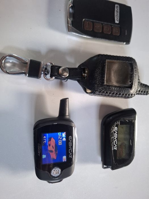 Изикар Е -4 ва 702 .