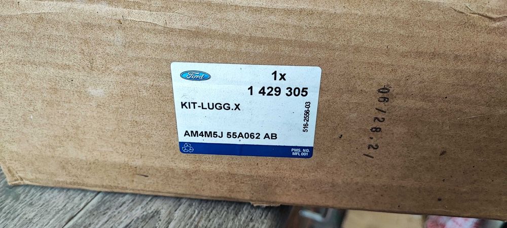 Оригинални греди, багажник за Форд Фокус комби МК2, 2004-2011