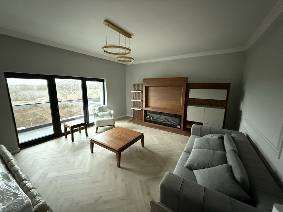 Montaj mobila !Montez/asamblez mobilă