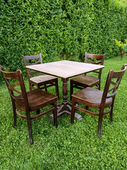 LICHIDARE LOT Mobilier Vintage ( Scaune + 6 Mese) – Lemn Curbat Pîncot