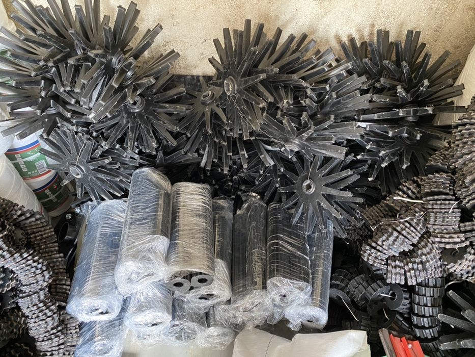 Depanusatori stelute culegatori porumb