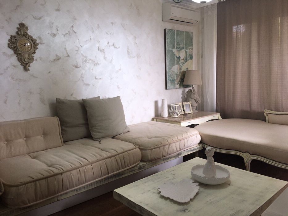 Елегантен апартамент на първа линия на плаж Каваци(Созопол)