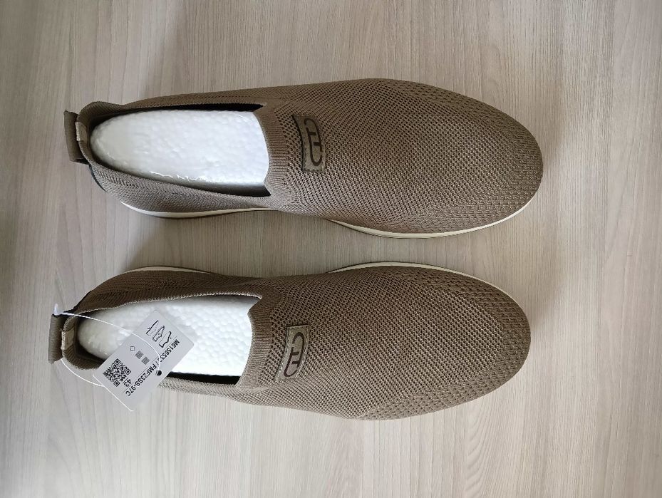 Летние кроссовки(туфли)-42,5-43размер