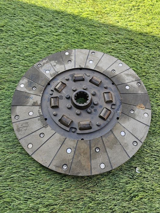 Продам корзину  и диск сцепления Мт3-80