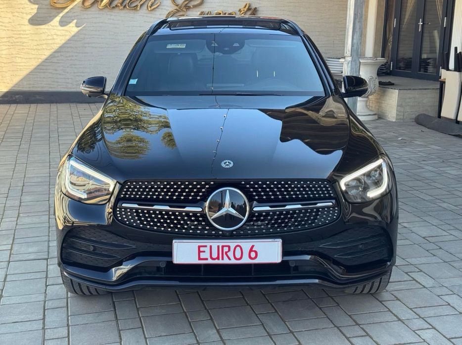 MERCEDES-BENZ GLC