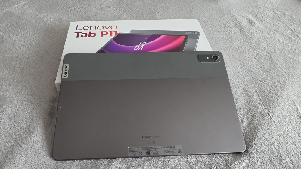 Tableta Lenovo Tab P11 (2nd gen) - la cutie